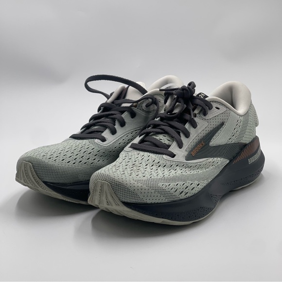 Brooks Women’s Adrenaline GTS 24 Running Shoes in Size US 8 (EU 39 / UK 6) - Picture 1 of 9